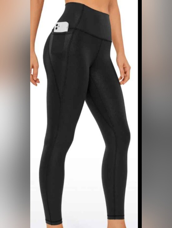 CRZ YOGA Pants - NWT CRZ YOGA medium shiny black leggings